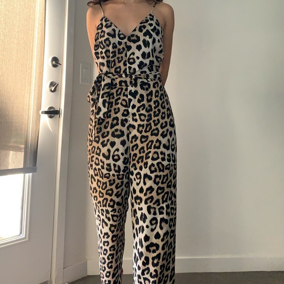 NWOT Banana Republic Leopard Jumpsuit - Picture 8 of 10